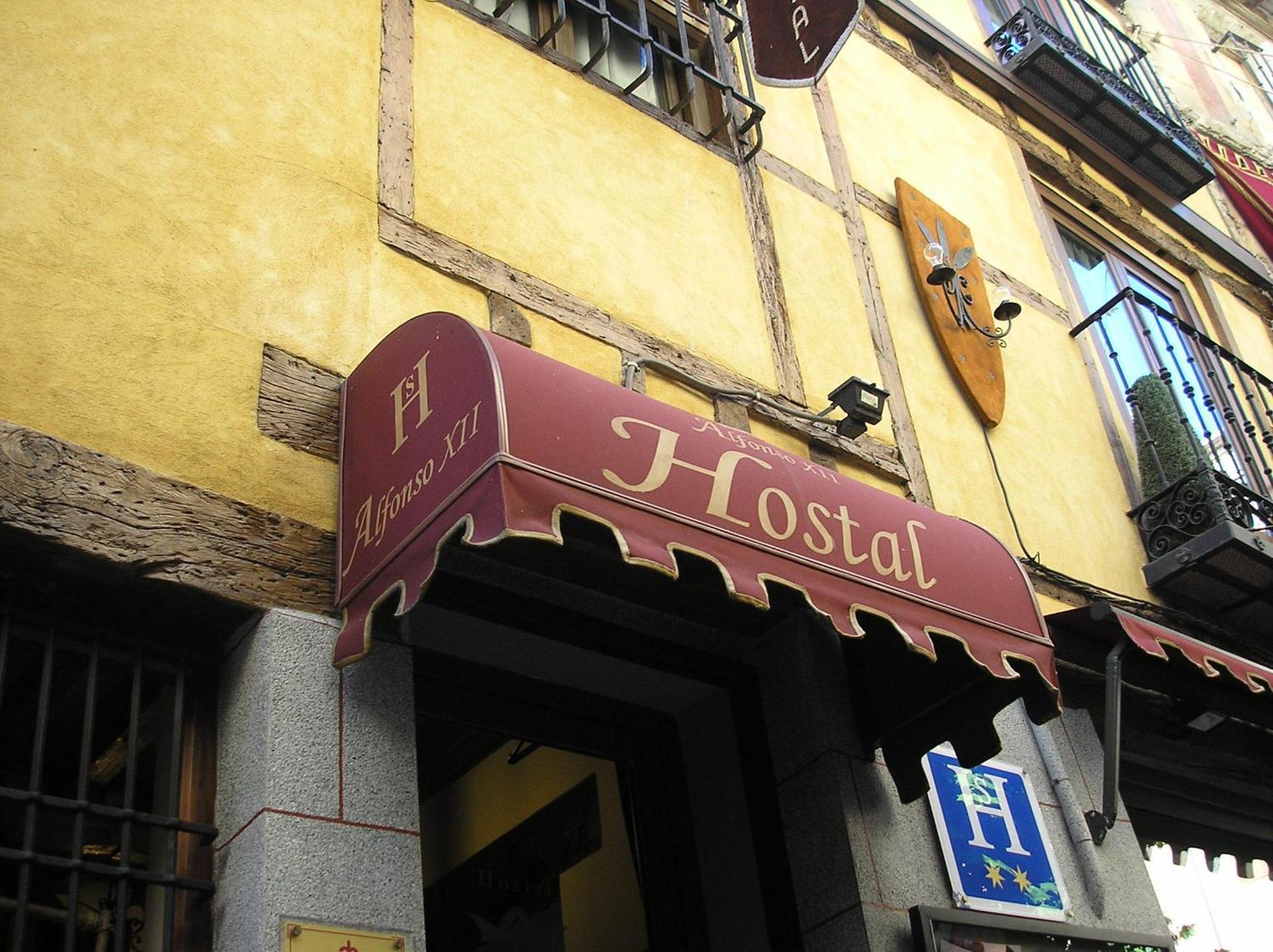 Hostal Alfonso XII By Toledo Ap ภายนอก รูปภาพ